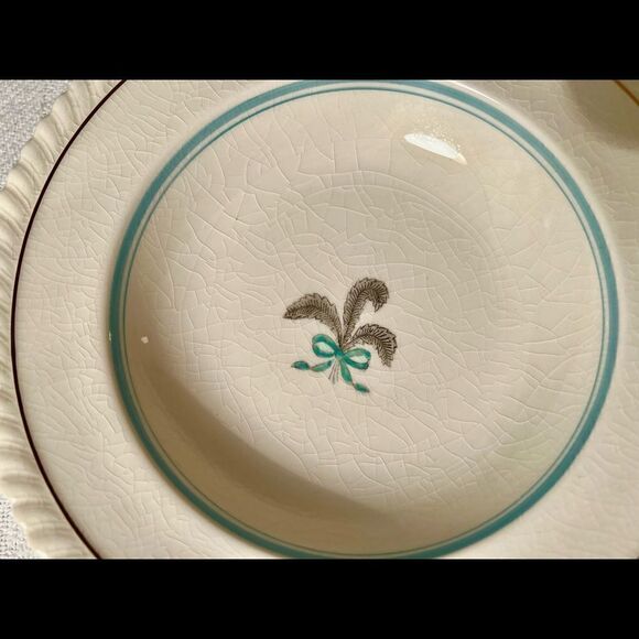 6 Vintage Johnson Bros Old English Rimmed Soup Bowls 8" × 1 - 1/4" Deep. - Picture 3 of 12